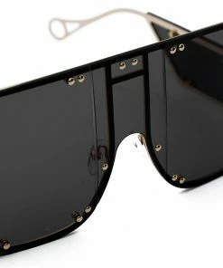 Luxe Festival Wear Luxe Robot Heart D Frame Sunglasses Festival Collection